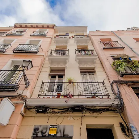 Nuevo Apt para 7 pax en Malasana - Gran Via E1-2