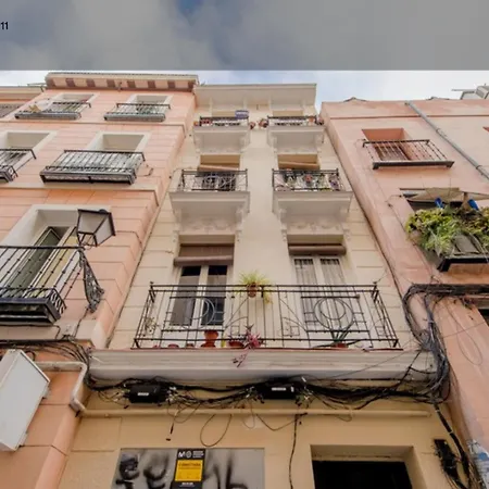 Nuevo Apt para 7 pax en Malasana - Gran Via E1-3